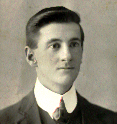 Photo of photos/Norman John Blencowe McLennan b1888 Kyneton portrait_crop